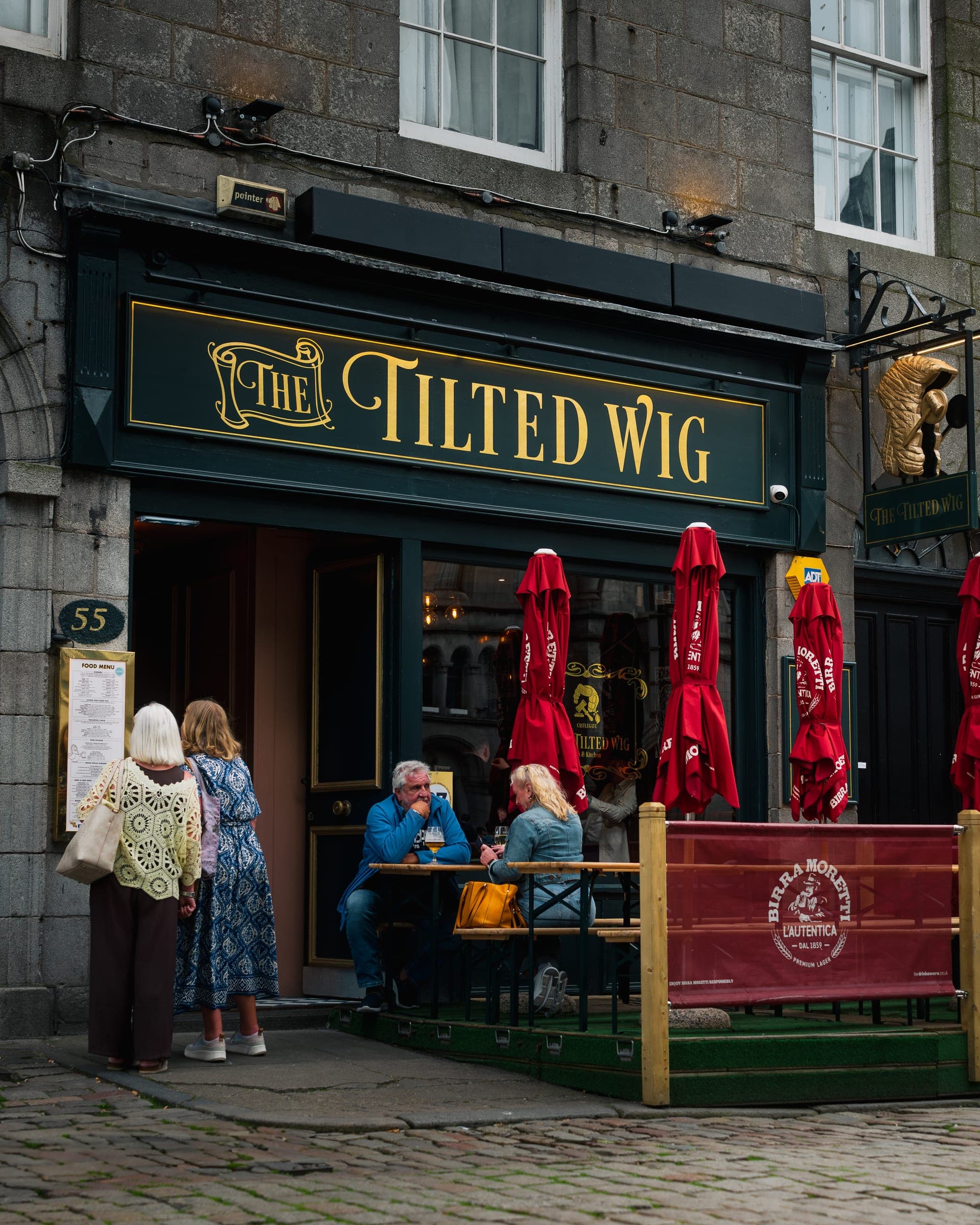 The Tilted Wig exterior on Castle Street, Aberdeen